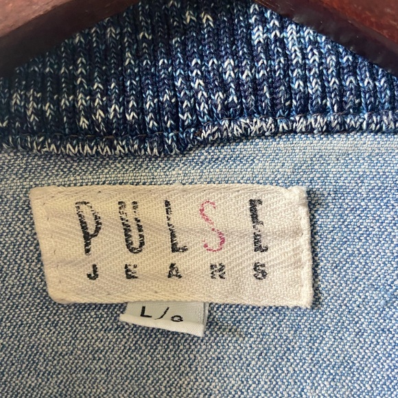 PULSE Vintage Cropped distressed denim bomber jacket - Picture 3 of 4